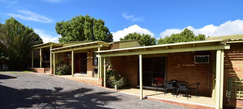 Wildsights Villas - Tourism Adelaide 0