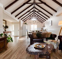 Maison Magnolia - Spacious Cozy Town House - Tourism Adelaide