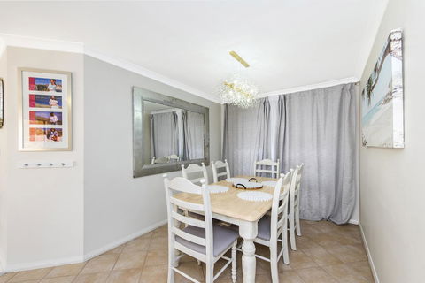 Scarborough Villa On Duke - Tourism Adelaide 9