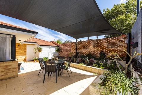 Scarborough Villa On Duke - Tourism Adelaide 7