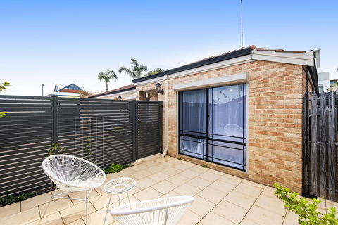 Scarborough Villa On Duke - Tourism Adelaide 22