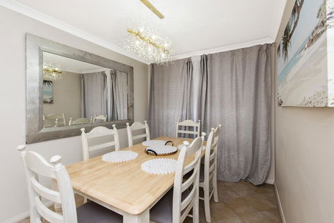 Scarborough Villa On Duke - Tourism Adelaide 21