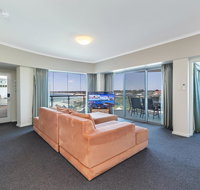 A 406 FANTASTIC OCEAN BEACH and MARINA VIEW APT AT SEASHELLS RESORT - Tourism Adelaide
