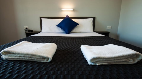 Beadon Bay Hotel - Tourism Adelaide 5