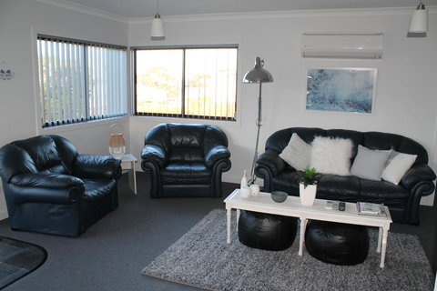 Bircoo Cottage Beach And Golf Getaway - Tourism Adelaide 7