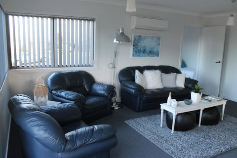 Bircoo Cottage Beach And Golf Getaway - Tourism Adelaide 6