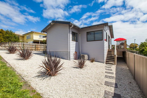 Bircoo Cottage Beach And Golf Getaway - Tourism Adelaide 0