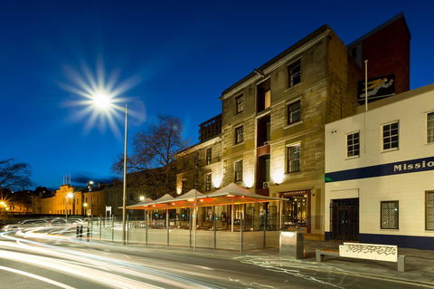 Customs House Hotel - Tourism Adelaide 12