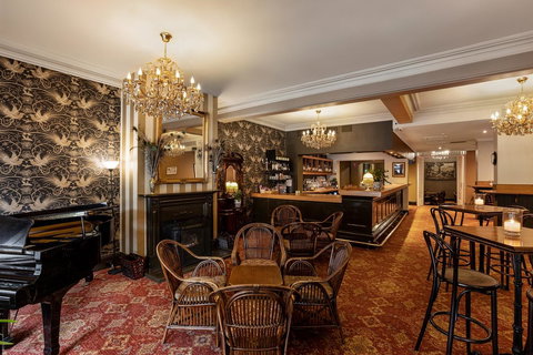 Hadley\'s Orient Hotel - Tourism Adelaide 14