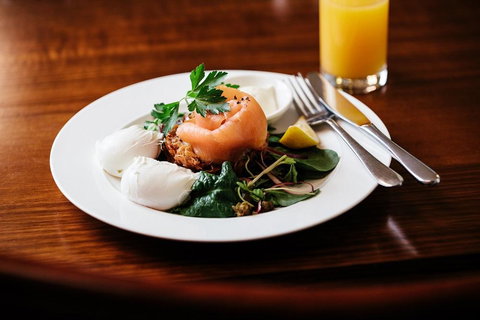 Hadley\'s Orient Hotel - Tourism Adelaide 4