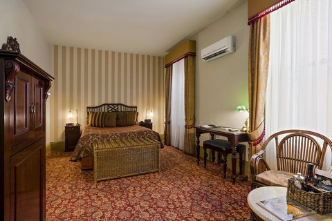 Hadley\'s Orient Hotel - Tourism Adelaide 31