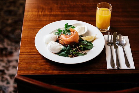 Hadley\'s Orient Hotel - Tourism Adelaide 3