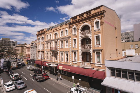 Hadley\'s Orient Hotel - Tourism Adelaide 0