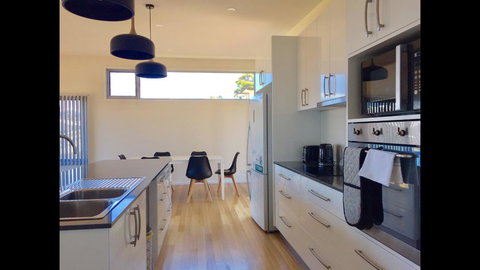 Couples Getaway On Bruny Island - Tourism Adelaide 6