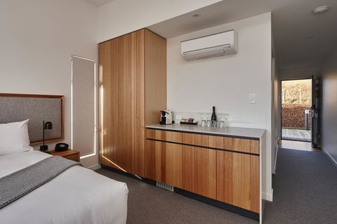 Rosevears Riverview Hotel - Tourism Adelaide 18