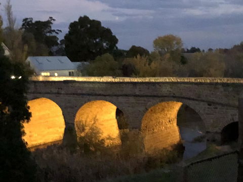 Richmond Bridge Accommodation â€œTwo The Bridgeâ€ - Tourism Adelaide 31