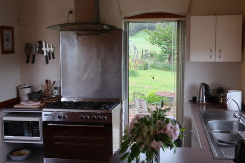 Cherry Top Farmstay - Boutique Eco Village - Tourism Adelaide 18