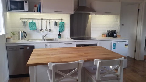 Driftwood-Cottage - Tourism Adelaide 1