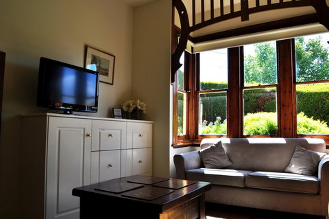 Belton Apartments-Hedge Cottage - Tourism Adelaide 20