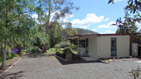 Karoola Cottage Self Contained - Tourism Adelaide 10