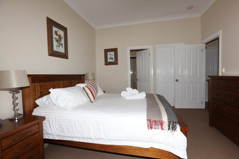 House On The Hill Bed And Breakfast - Tourism Adelaide 34