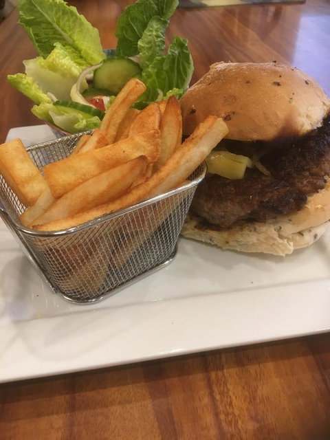 House On The Hill Bed And Breakfast - Tourism Adelaide 22