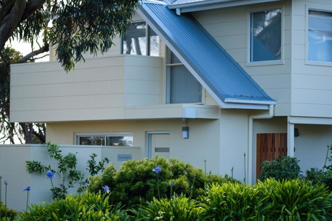 Cod Rock Point - Tourism Adelaide 1