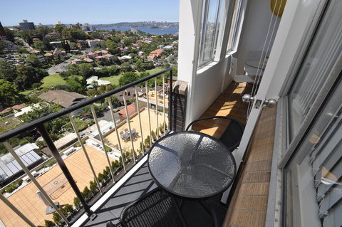 Neutral Bay Self Contained Studio Apartments - Tourism Adelaide 3