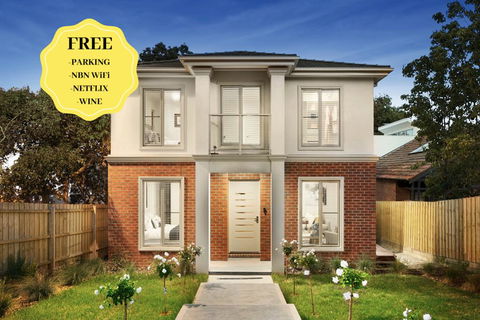 NEW Inner Melb Luxury Modern Grand Holiday House - Great Location, Wifi, Parking - Tourism Adelaide 0