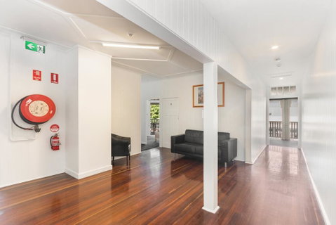 Newmarket Hotel - Tourism Adelaide 3