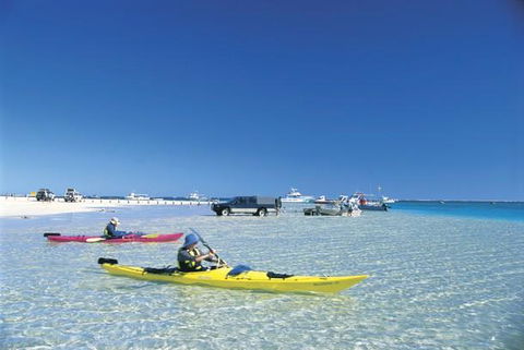 Ningaloo Coral Bay Backpackers - Tourism Adelaide 1