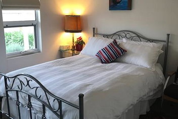 Not Quite The Ritz with Tourism Adelaide