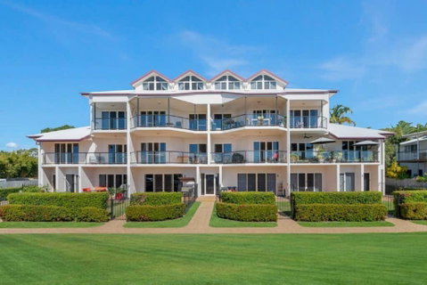 Ocean Breeze, Near Parks And Rowes Bay - Tourism Adelaide 0
