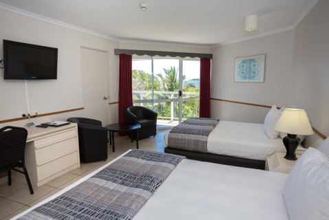 Ocean International Hotel - Tourism Adelaide 3