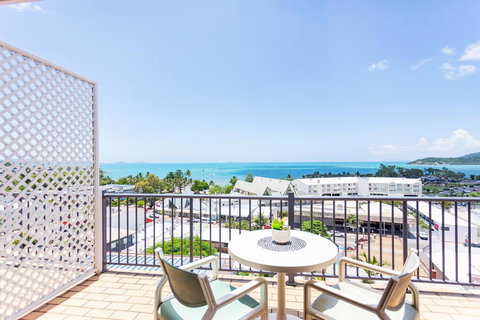 OCEAN VIEWS 10A - Tourism Adelaide 0