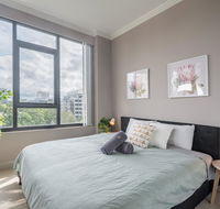Olympic Park near Qudos Bank Arena King Bed 1BR 1Bath Sleeps 6 Air-cond parking - Tourism Adelaide