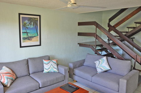 Palm Waters Holiday Villas - Tourism Adelaide 0