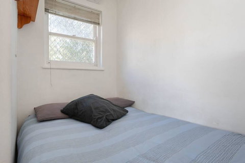 Park St Walk To The Beach - Tourism Adelaide 3