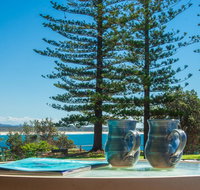 PERFECTLY POSITIONED BEACHFRONT APARTMENT-GREAT LOCATION WITH OCEAN VIEWS - Tourism Adelaide