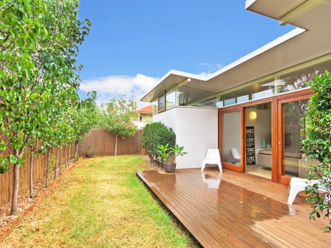 Perla Del Mare - Tourism Adelaide 0
