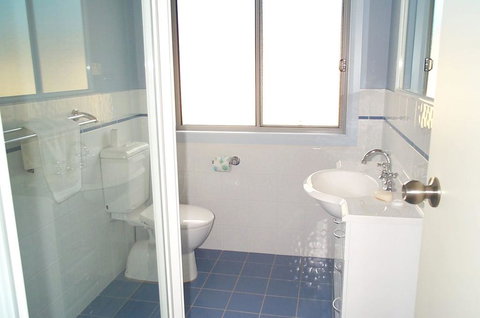 POINT BREAK - WEEKLY ONLY - Tourism Adelaide 1