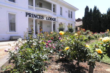 Princes Lodge Motel with Tourism Adelaide
