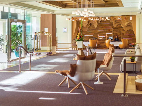 Pullman Reef Hotel Casino - Tourism Adelaide 0
