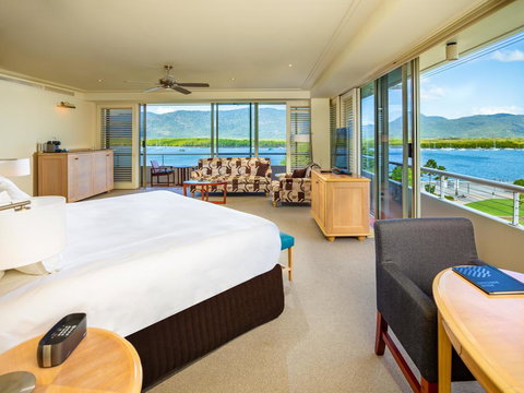 Pullman Reef Hotel Casino - Tourism Adelaide 2