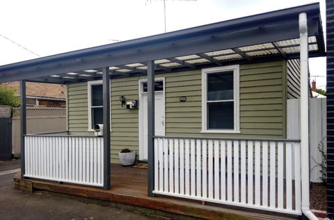 Quartz Cottage Geelong - Tourism Adelaide 0