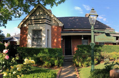 QUILTY HOUSE (Formerly Beethovens) - Tourism Adelaide 2