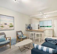 Rare Modern Unit with Private Fenced garden Close to The Beach PC3 - Tourism Adelaide
