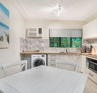 Rare Modern Unit with Private Fenced garden Close to The Beach PC5 - Tourism Adelaide
