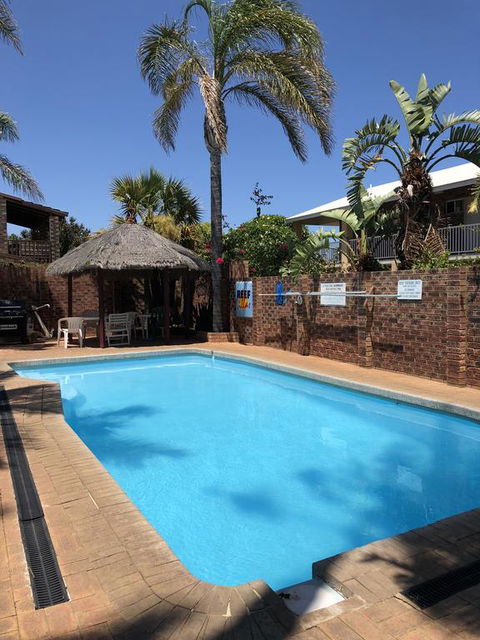 Reef Villa 9 - Tourism Adelaide 1