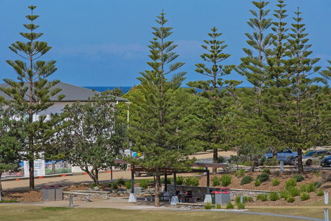 RESORT & SPA 2306/07 OCEAN GLIMPSES - Tourism Adelaide 2